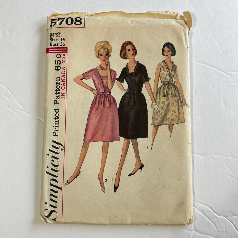 Simplicity Vintage 1960's Pattern #5708 Junior and Misses Dress Size16
